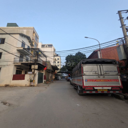 [CHO THUÊ NHÀ NGUYÊN CĂN] – ĐƯỜNG TRƯỚC NHÀ RỘNG 3 Ô TÔ TRÁNH