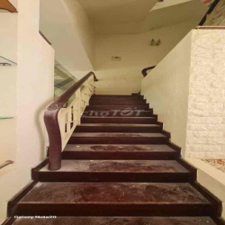 CHO THUÊ BIỆT THỰ MỸ THÁI QUẬN 7, FULL NT 5PN 40 TRIỆU/ THÁNG