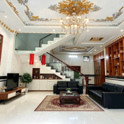 Cho thuê nhà nguyên căn phường Hiệp Thành, Quận 12