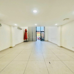 SIÊU PHẨM NHÀ MỚI XÂY – TÂN ĐỊNH, QUẬN 1 Có thang máy – DTSD 450m2