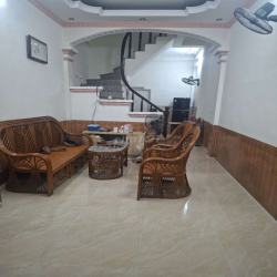 Cho thuê nhà riêng Khương Đình 32m 4 tầng 4 ngủ chỉ 10 triệu
