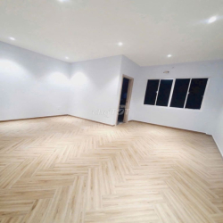 NHÀ ĐẸP ỐP KÍNH - 111F Huỳnh Văn Bánh-Quận Phú Nhuận,5x20m,DTSD 400m2