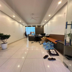 Cho thuê nhà Thạch Bàn mới đẹp Gara ô tô 3 ngủ full nội thất