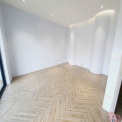 NHÀ ĐẸP ỐP KÍNH - 111F Huỳnh Văn Bánh-Quận Phú Nhuận,5x20m,DTSD 400m2