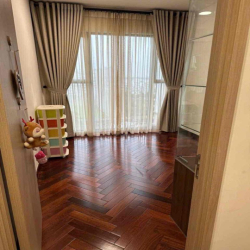 Cho thuê căn hộ cao cấp có hai phòng ngủ 2 ban công đẹp