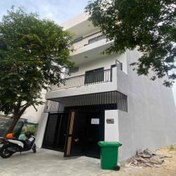 cho thuê phòng căn hộ vừa xây xong đày đủ tiện nghi