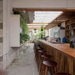 CHO THUÊ BIỆT THỰ SÂN VƯỜN TRẦN NHẬT DUẬT, Q1 – DT 14x24M, TRỆT, 70TR