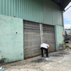 Cho thuê Mt Đường số 8 siêu thị Nhật 420m giá 31tr