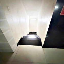 Nhà khu Tên Lửa 8x20,3 Lầu thang máy