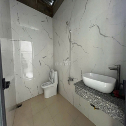 Cho thuê nhà nguyên căn 2 tầng, 2 máy lạnh tại KĐT Oasis City