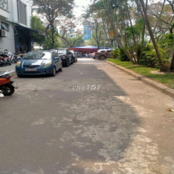 CĂN GÓC 2 MẶT TIỀN NGÕ 112 TRUNG KÍNH - 110M² - GIÁ 23TR/THÁNG