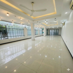CĂN GÓC 2 MẶT TIỀN NGÕ 112 TRUNG KÍNH - 110M² - GIÁ 23TR/THÁNG