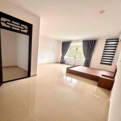 CHO THUÊ NHÀ 3 TẦNG MT NGUYỄN THỊ ĐỊNH - SƠN TRÀ