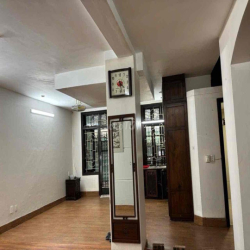Căn hộ tầng 1, vừa ở vừa kinh doanh