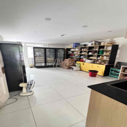 Mặt bằng văn phòng 120m2 tại quận 7