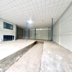 CHO THUÊ KHO XƯỞNG 400m2 NGANG 20M MẶT ĐƯỜNG 23/10 KHU VĨNH TRUNG