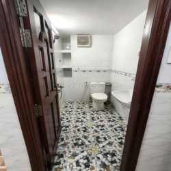 Nhà Nguyên Căn Khu Đường Nội Bộ Tân Vĩnh - 3PN 5WC - Nội Thất Cơ Bản