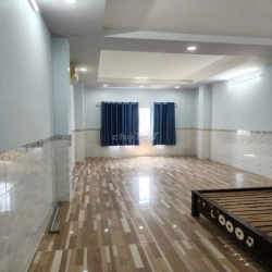 Nhà Nguyên Căn Khu Đường Nội Bộ Tân Vĩnh - 3PN 5WC - Nội Thất Cơ Bản