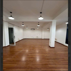 Văn phòng Q10 Sư Vạn Hạnh 50m2 giá 18,750 triệu/tháng