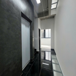 Nhà phố SOHO The Global City thuê làm VP 