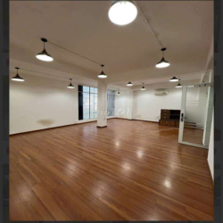 Văn phòng Q10 Sư Vạn Hạnh 50m2 giá 18,750 triệu/tháng