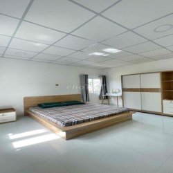 cần cho thuê phòng full nội thất cao cấp trong khu riêng biệt