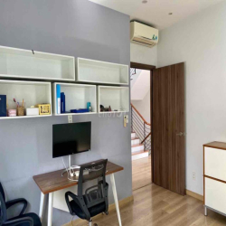 BIỆT THỰ MẶT TIỀN LIÊN PHƯỜNG FULL NỘI THẤT GIÁ 35triệu