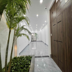CHO THUÊ NHÀ Ở KINH DOANH MẶT ĐƯỜNG NGÔ GIA TỰ GIÁ 45 TRIỆU/THÁNG
