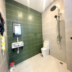 CHO THUÊ NHÀ NGUYÊN CĂN 4 TẦNG BẮC NHA TRANG GIÁ 15 TRIỆU/ THÁNG