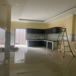 NHÀ Đ/C 110/20 HÒA BÌNH - 8X20- 1 LẦU -4PN- MỚI XÂY 
