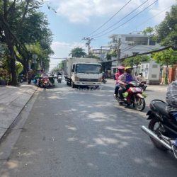 NHÀ CHO THUÊ MẶT TIỀN ĐƯỜNG TÂN HOÀ ĐÔNG 5X30M NỞ HẬU 9M CẤP 4 TRỐNG