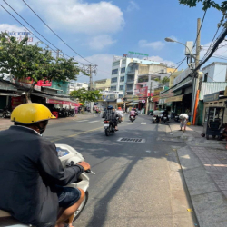 NHÀ CHO THUÊ MẶT TIỀN ĐƯỜNG TÂN HOÀ ĐÔNG 5X30M NỞ HẬU 9M CẤP 4 TRỐNG