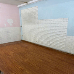 Cho thuê căn hộ tập thể trung tâm quận Hoàn kiếm