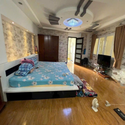 BIỆT THỰ CHO THUÊ NGUYỄN MINH HOÀNG. 7X20M. TRỆT 3 LẦU. SẴN MÁY LẠNH