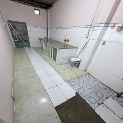 Cho thuê nhà hẻm gần ngã 5 chuồng chó thích hợp ở gia đình