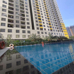 Chủ cho thuê chung cư mới 2pn2wc view hồ bơi mát mẻ