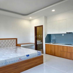 STUDIO CAO CẤP QUẬN 2 - FULL NỘI THẤT SANG TRỌNG