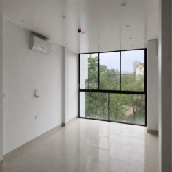 Cho thuê văn phòng, lớp hoc. cả nhà hoặc theo phòng