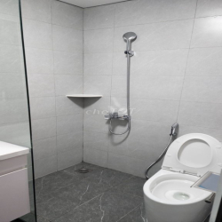 Cho thuê văn phòng, lớp hoc. cả nhà hoặc theo phòng