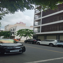 Cho thuê tòa nhà VCN Phước Long có thang máy, PCCC