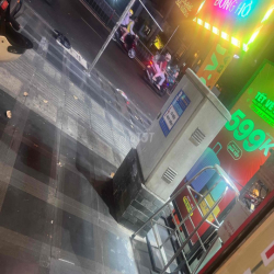 Cho thuê mặt bằng 211 đường 3/2 Q10 bán mang đi