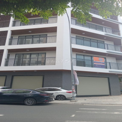 Cho thuê tòa nhà VCN Phước Long có thang máy, PCCC