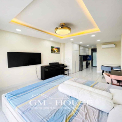 Studio Ban Công - Máy Giặt Riêng Mới Toanh Ngay Lê Quang Định