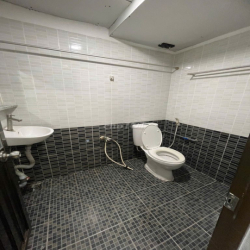 Căn hộ 52m2 Duplex, 1Pn1Pk 1Wc Máy Lạnh, Nội Thất Cơ Bản, 5Tr, Có Sẵn 
