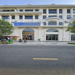 Cho thuê mặt bằng sang trọng đường lớn,oto đậu thoải mái Vạn Phúc City