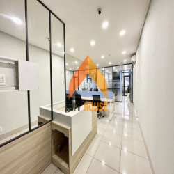 ĐỪNG BỎ LỠ SIÊU PHẨM Q2 SAU LƯNG METRO VP FULL NỘI THẤT NHƯ HÌNH 45CÁ