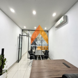 ĐỪNG BỎ LỠ SIÊU PHẨM Q2 SAU LƯNG METRO VP FULL NỘI THẤT NHƯ HÌNH 45CÁ