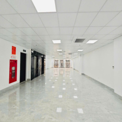 Cho thuê gấp Văn phòng đường Xã Đàn sàn 140m2 ô tô đỗ cửa giá 20tr/tr