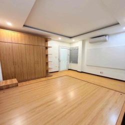 CHO THUÊ NHÀ NGUYÊN CĂN  50M2, 4 TẦNG, 5 NGỦ, LÔ GÓC THOÁNG, GIÁ 11 TR