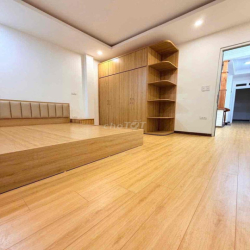 CHO THUÊ NHÀ NGUYÊN CĂN  50M2, 4 TẦNG, 5 NGỦ, LÔ GÓC THOÁNG, GIÁ 11 TR